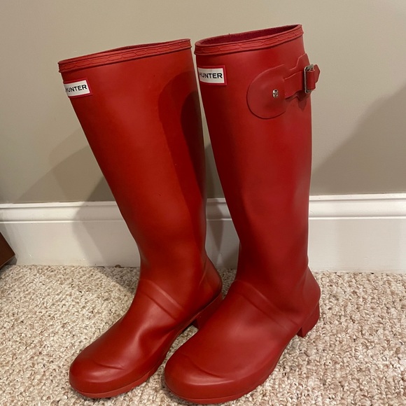 Red Hunter Boots - Picture 2 of 5